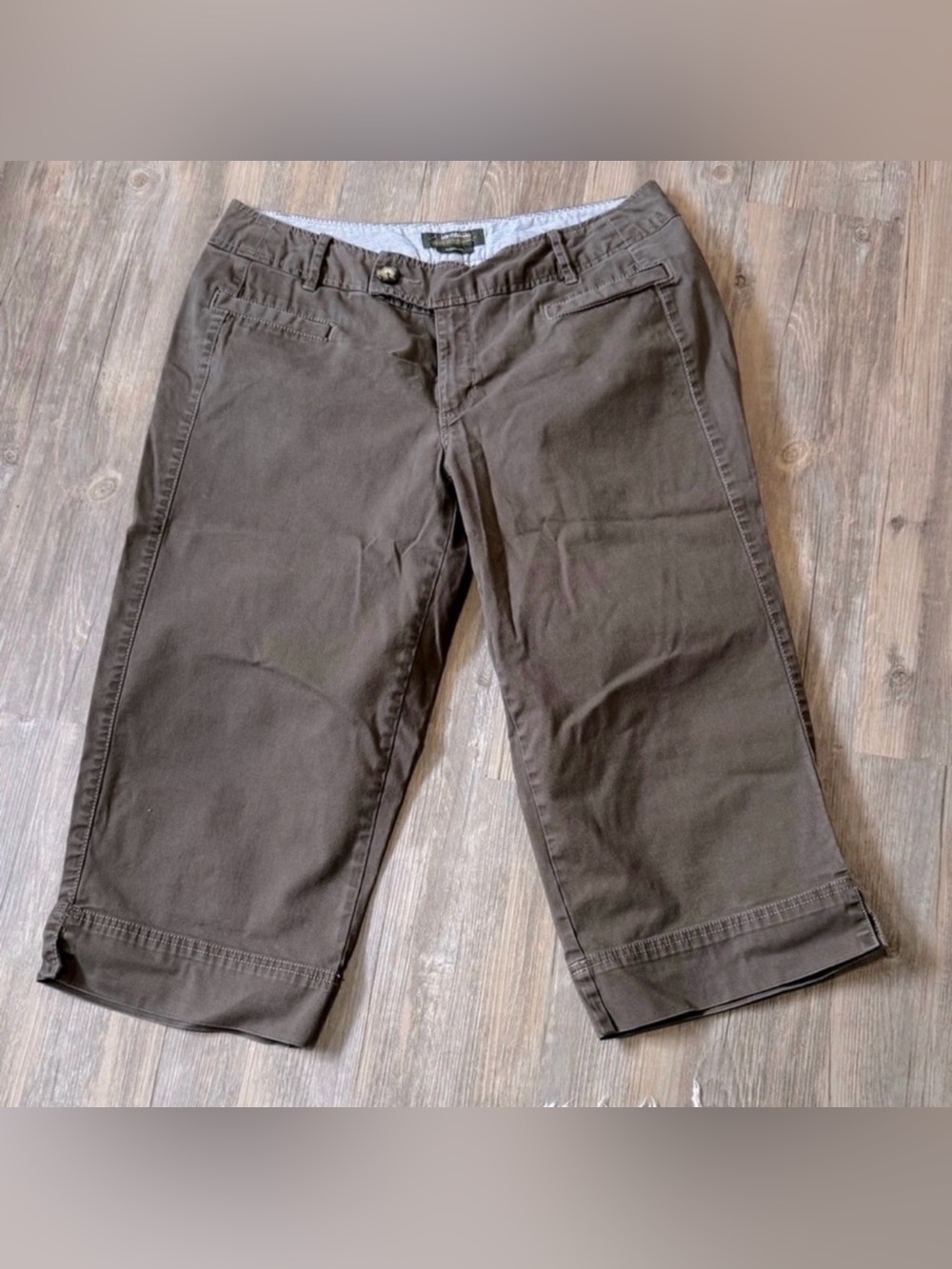 Eddie Bauer Blakely Fit Straight Leg Capri Pants Size 12